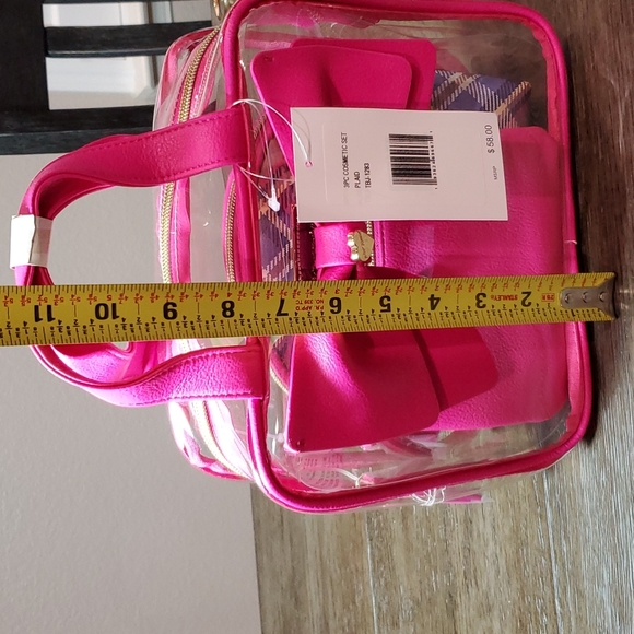 Betsey Johnson 3 Piece Cosmetic Bags Set - Picture 7 of 10